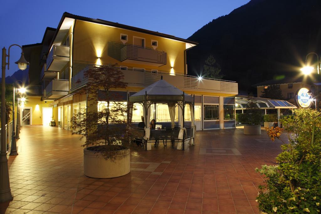 Hotel Castel Lodron Storo Exterior foto